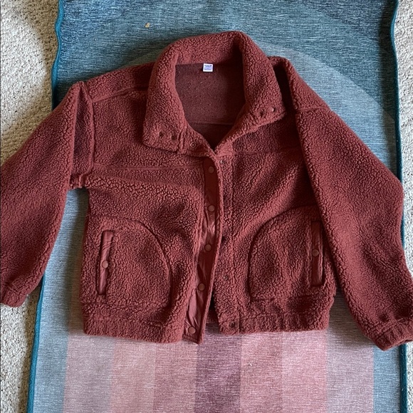Old Navy Fall Teddy Jacket in Warm Rust - Picture 11 of 14